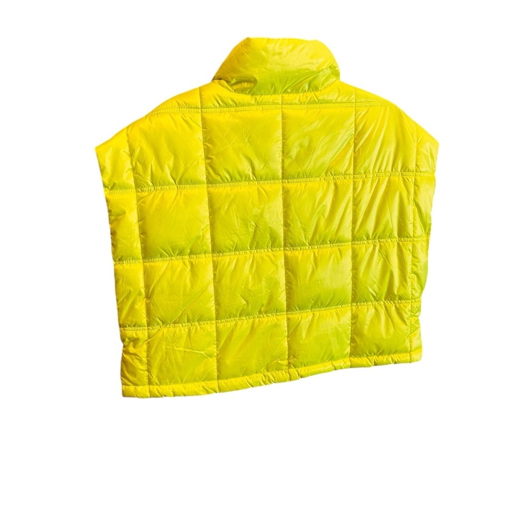 NWT Calvin Klein Puffer Vest​ - Picture 4 of 7